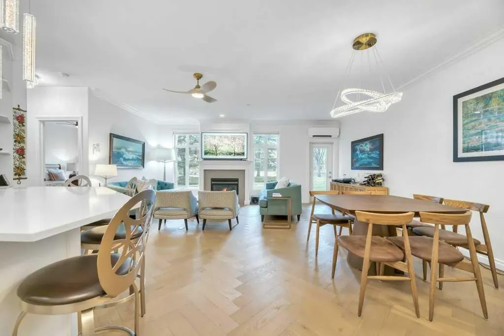3102 Lake Fraser Court SE Calgary AB T2J 7G4