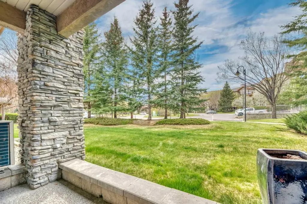 3102 Lake Fraser Court SE Calgary AB T2J 7G4