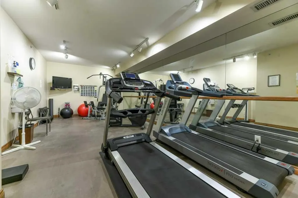 3102 Lake Fraser Court SE Calgary AB T2J 7G4
