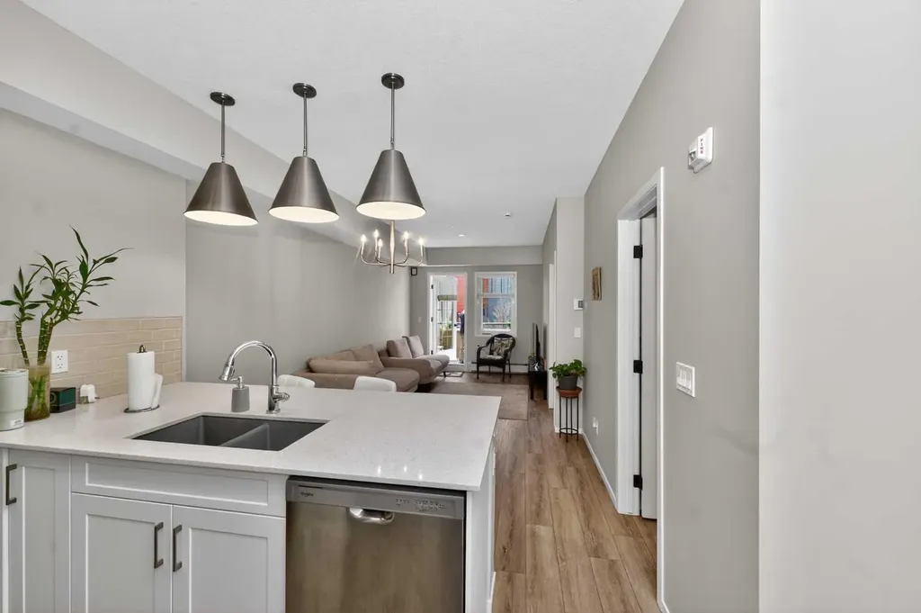 140 Mahogany Street SE Calgary AB T3M4E1