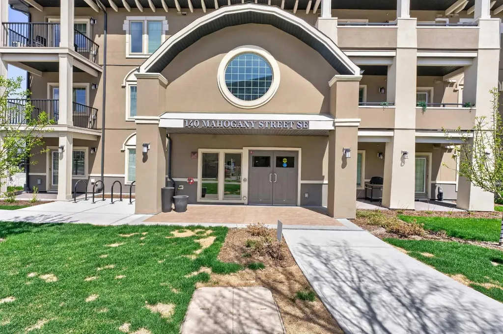 140 Mahogany Street SE Calgary AB T3M4E1