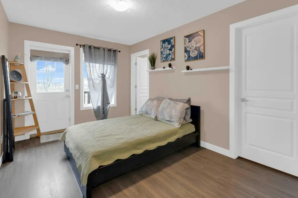 28 Heritage Drive Cochrane AB T4G 0J8