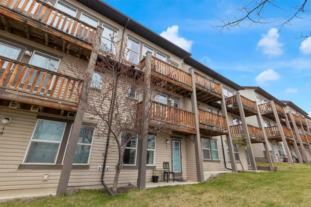 28 Heritage Drive Cochrane AB T4G 0J8