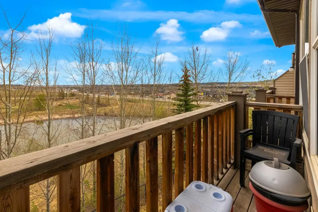 28 Heritage Drive Cochrane AB T4G 0J8