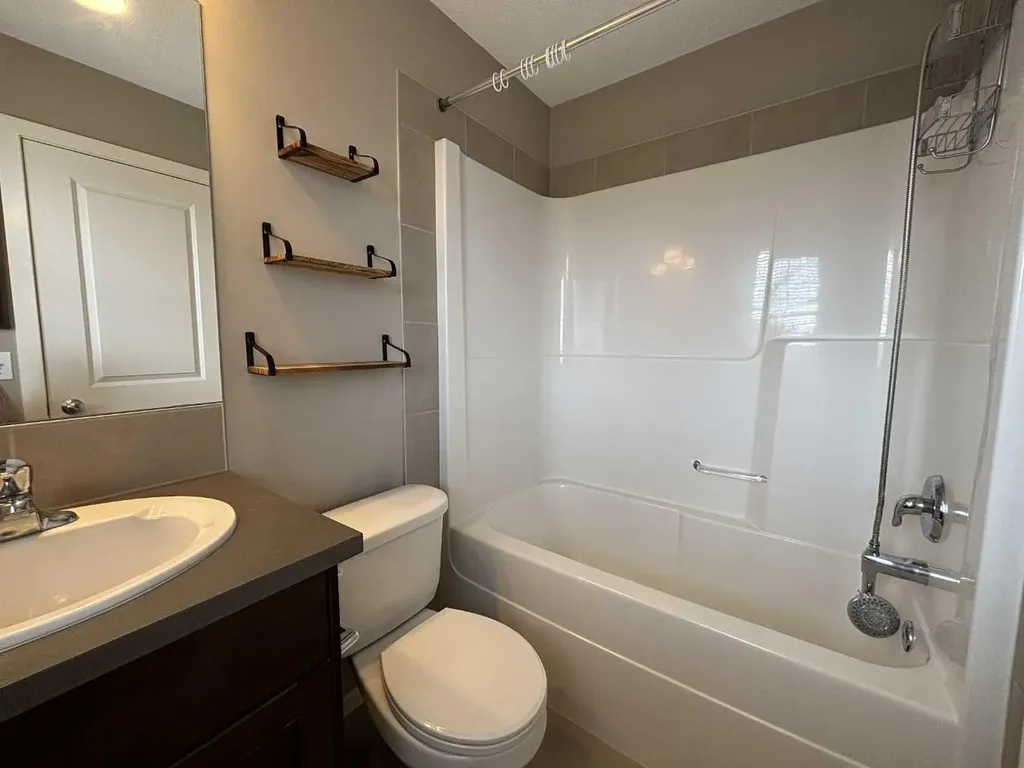159 Panamount Way NW Calgary AB T3K0P7