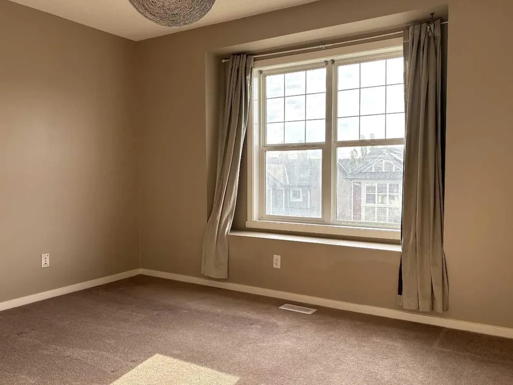 159 Panamount Way NW Calgary AB T3K0P7