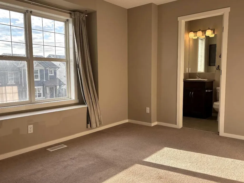 159 Panamount Way NW Calgary AB T3K0P7