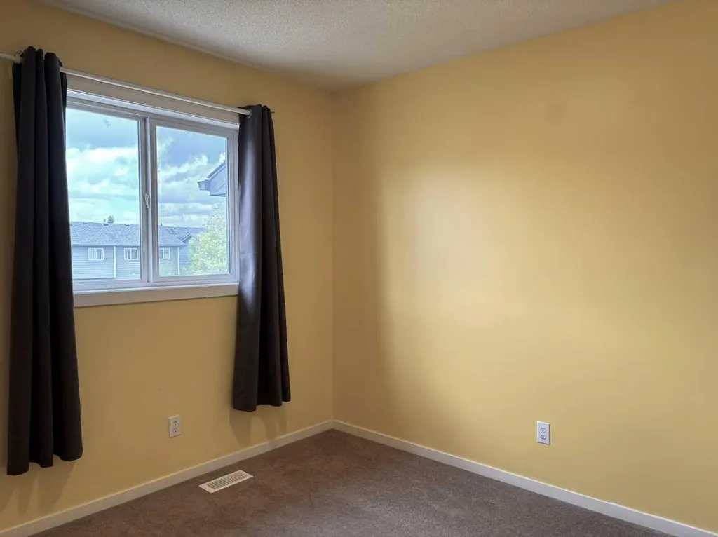 159 Panamount Way NW Calgary AB T3K0P7