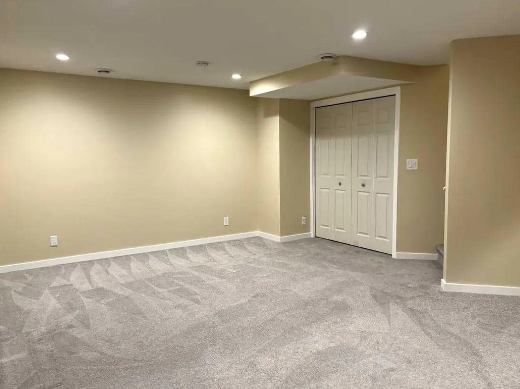 159 Panamount Way NW Calgary AB T3K0P7