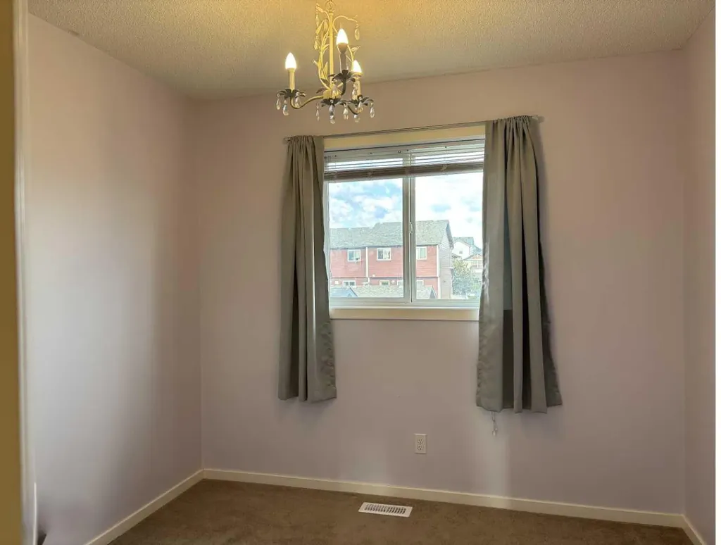 159 Panamount Way NW Calgary AB T3K0P7