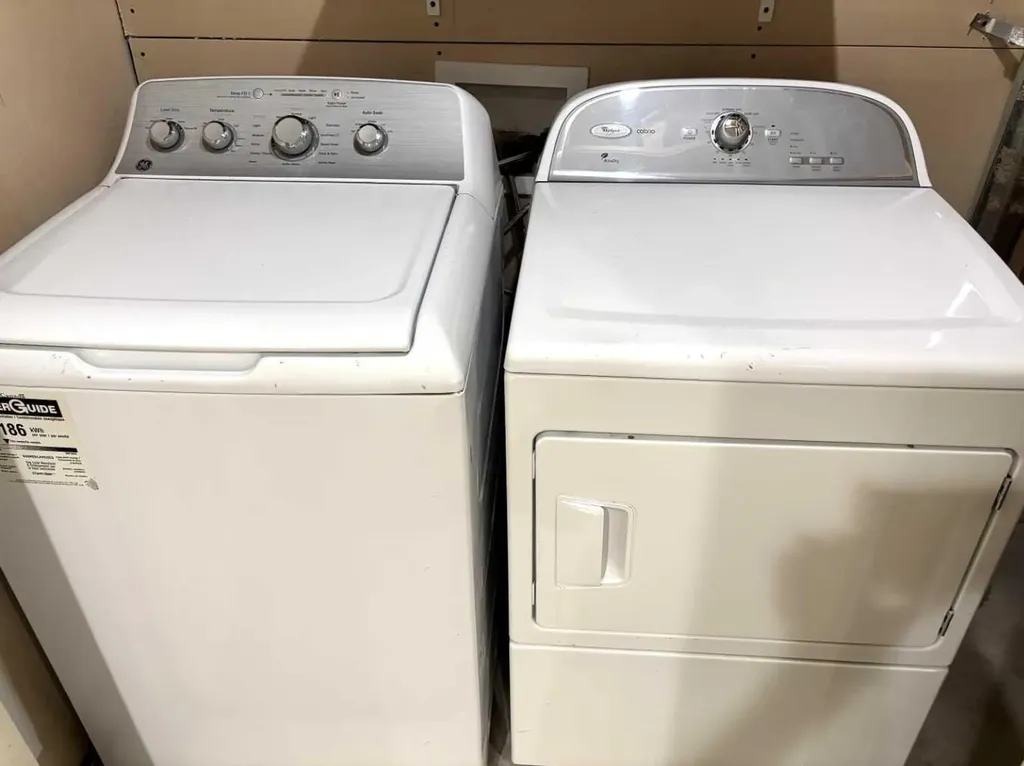 159 Panamount Way NW Calgary AB T3K0P7