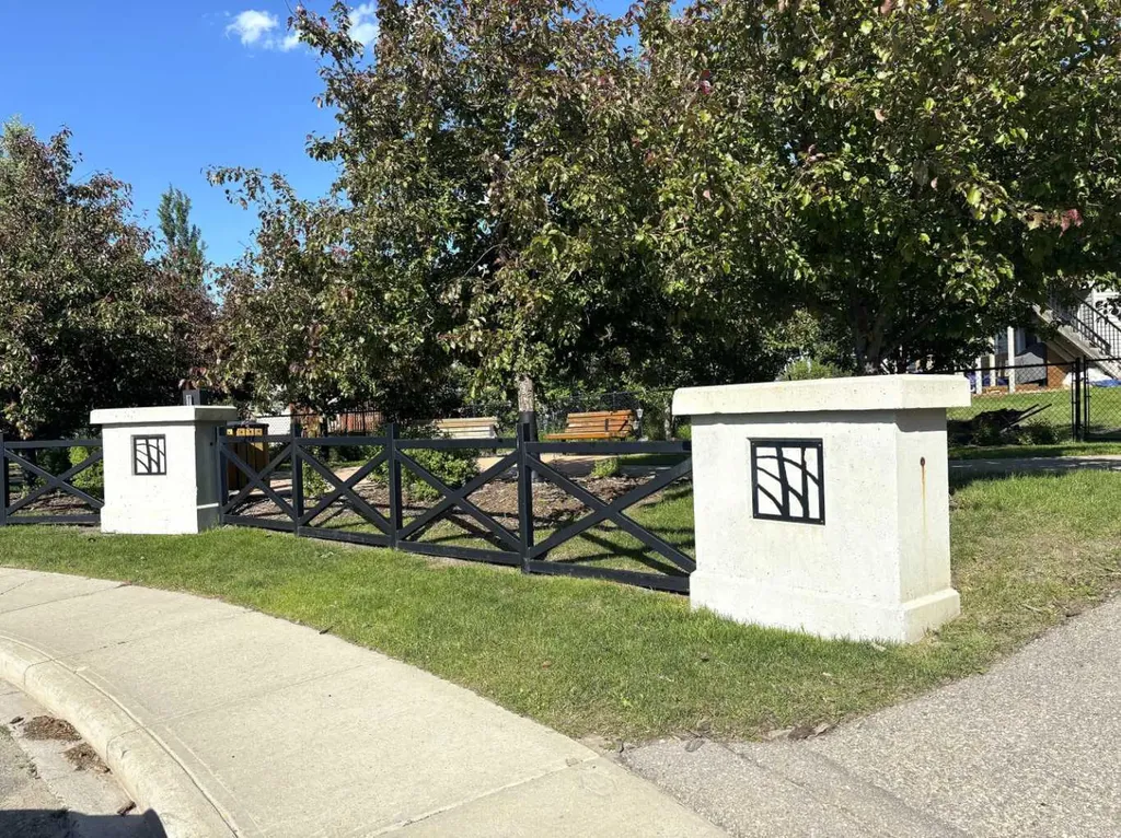 159 Panamount Way NW Calgary AB T3K0P7