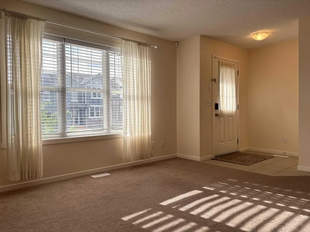 159 Panamount Way NW Calgary AB T3K0P7