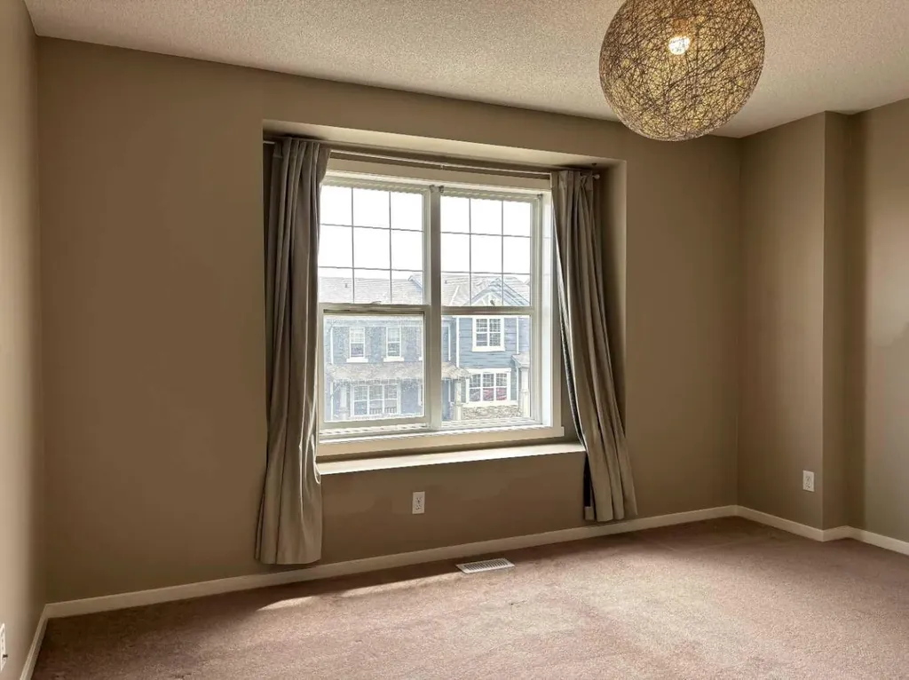 159 Panamount Way NW Calgary AB T3K0P7