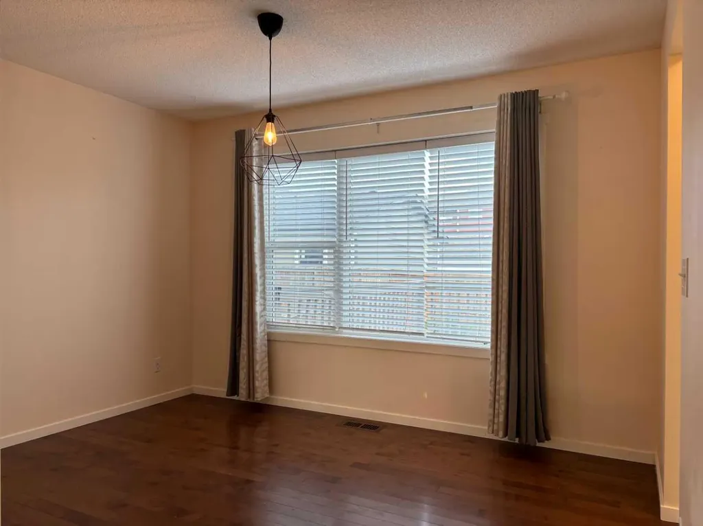 159 Panamount Way NW Calgary AB T3K0P7
