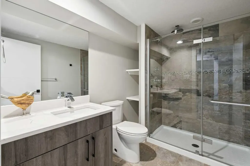 7116 Hunterwood Road NW Calgary AB T2K 4J6