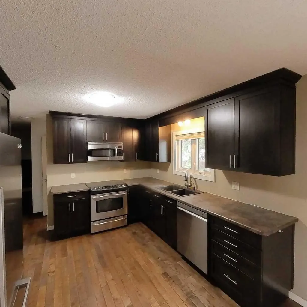 5411 51 Avenue Rocky Mountain House AB T4T1E8