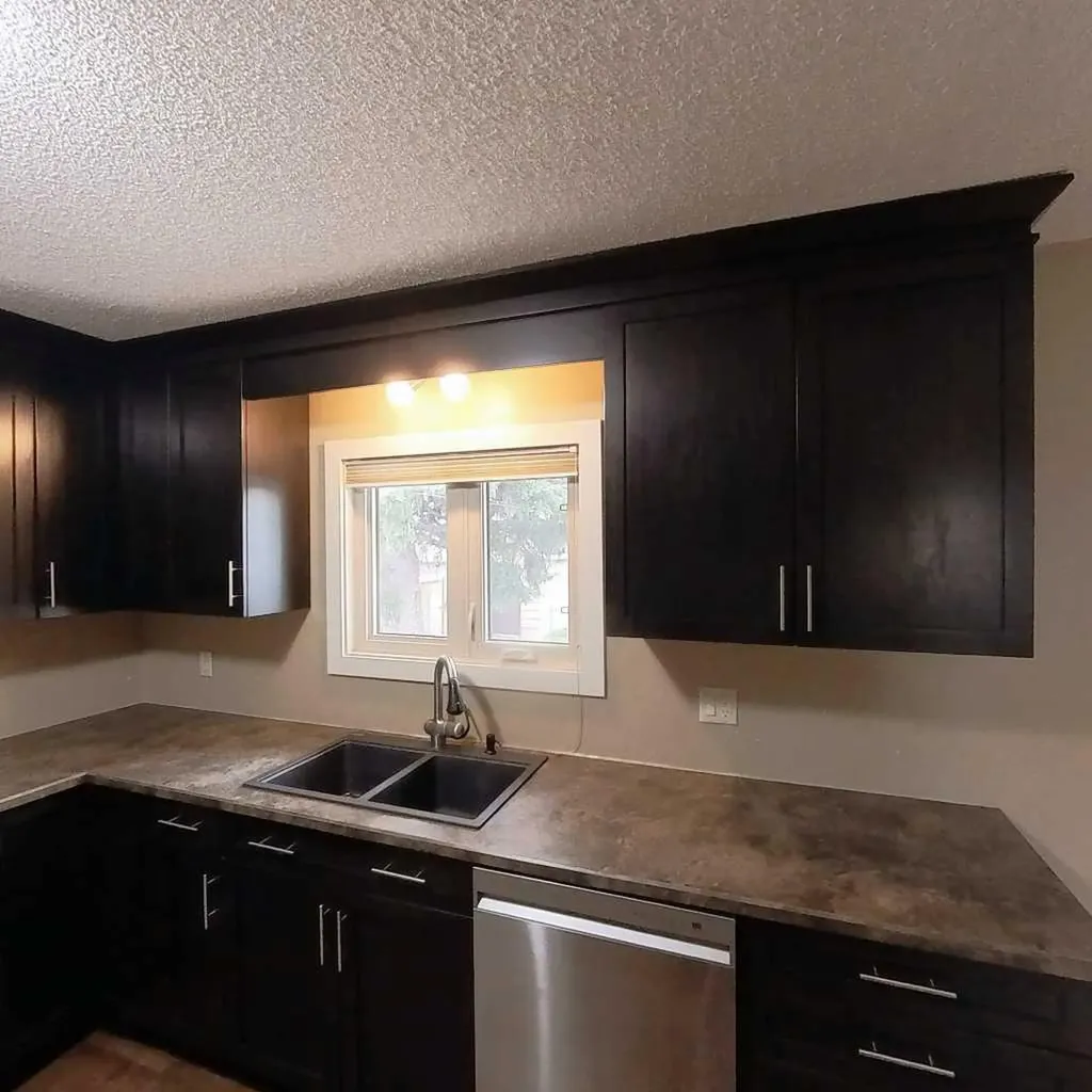 5411 51 Avenue Rocky Mountain House AB T4T1E8