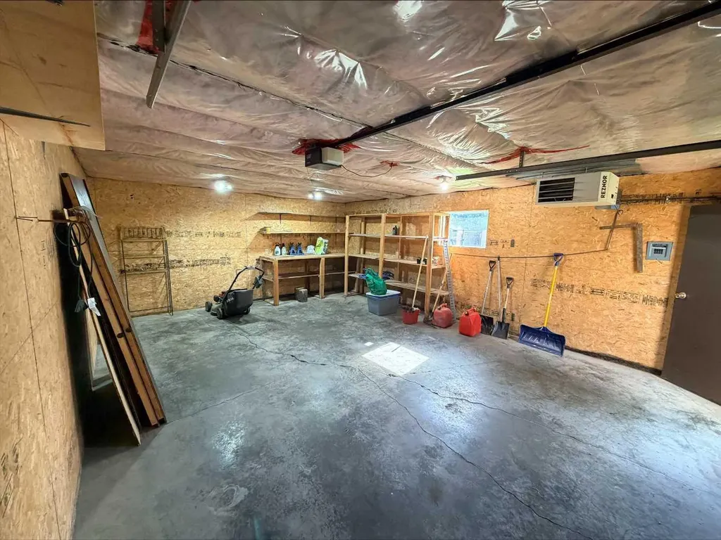 5411 51 Avenue Rocky Mountain House AB T4T1E8