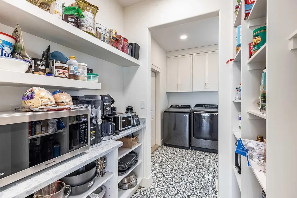 480 7 Street Dunmore AB T1B 0K1