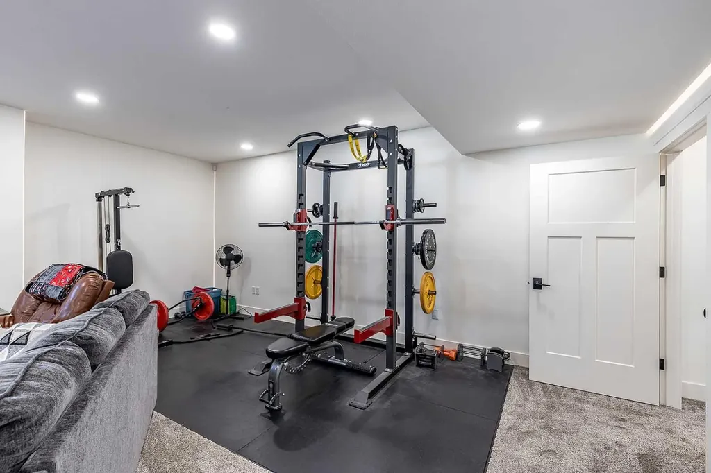 480 7 Street Dunmore AB T1B 0K1