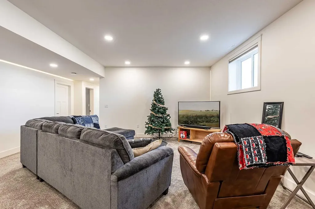 480 7 Street Dunmore AB T1B 0K1