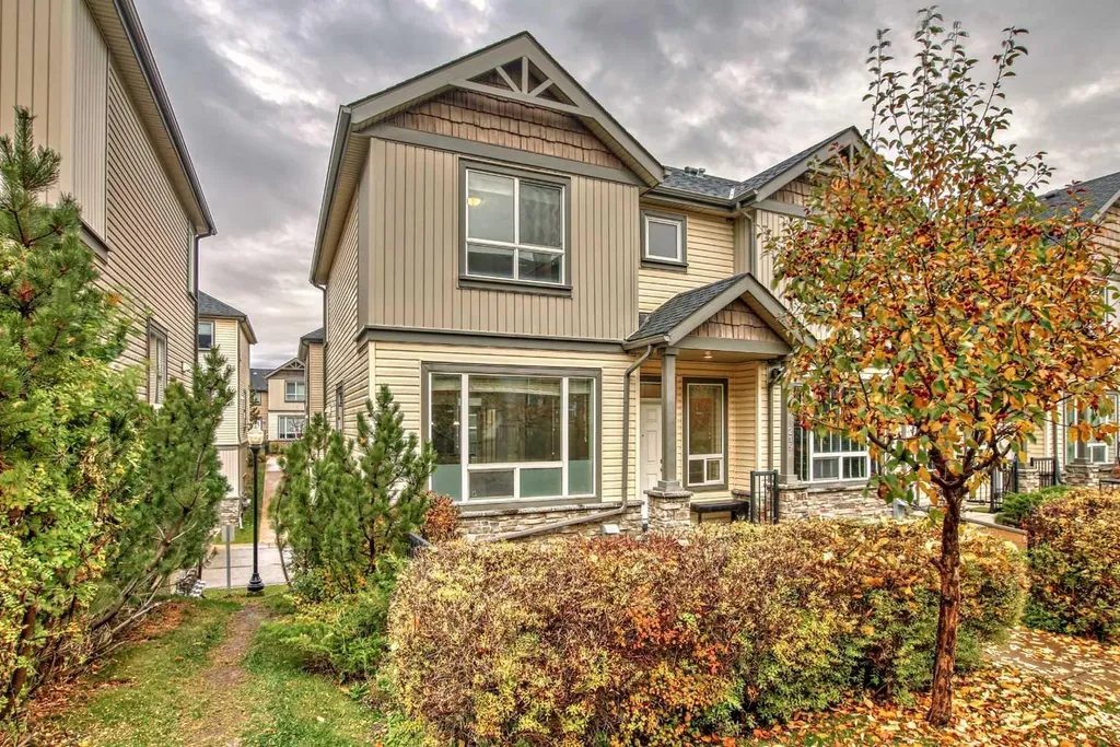 219 Kincora Lane NW Calgary AB T3R 0G7