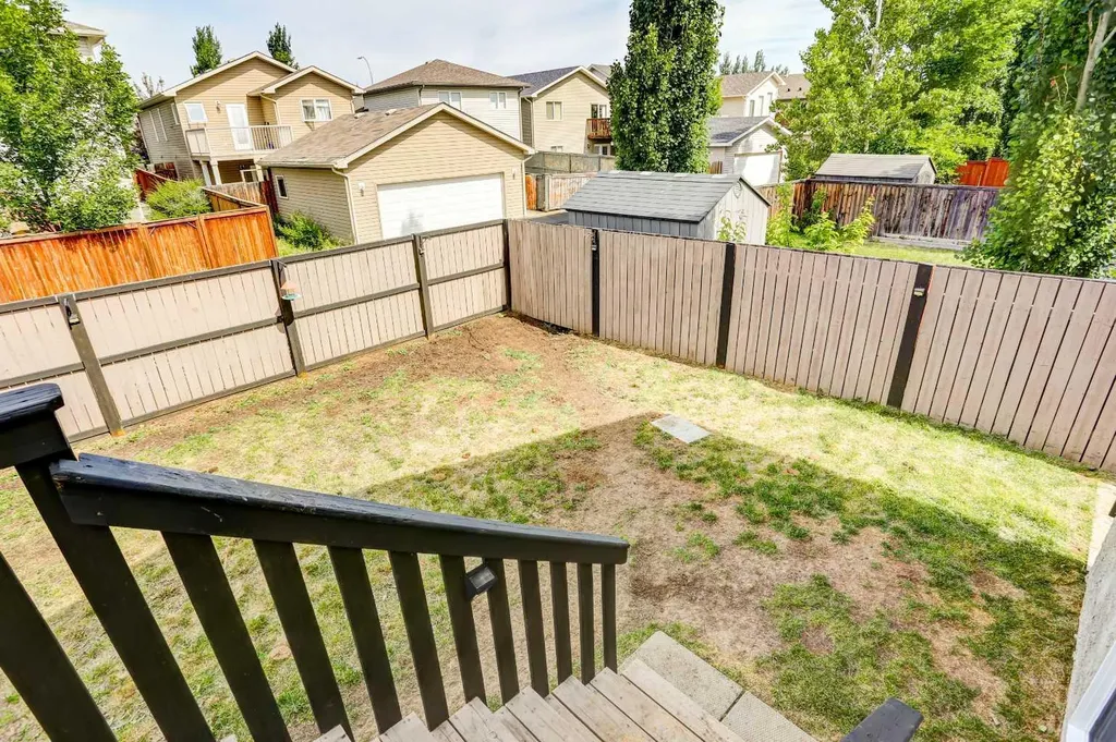 29 Coalbanks Link W Lethbridge AB T1J 4R8
