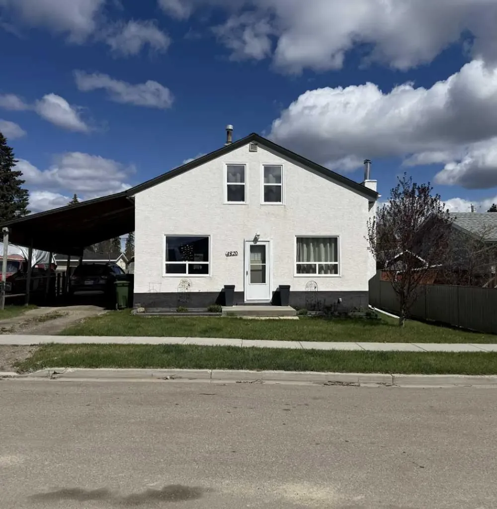 4820 17 Avenue Edson AB T7E 1V6