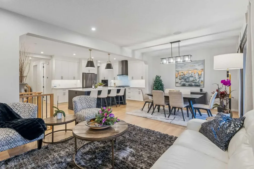 70 Savoy Landing SE Calgary AB T3S 0G6