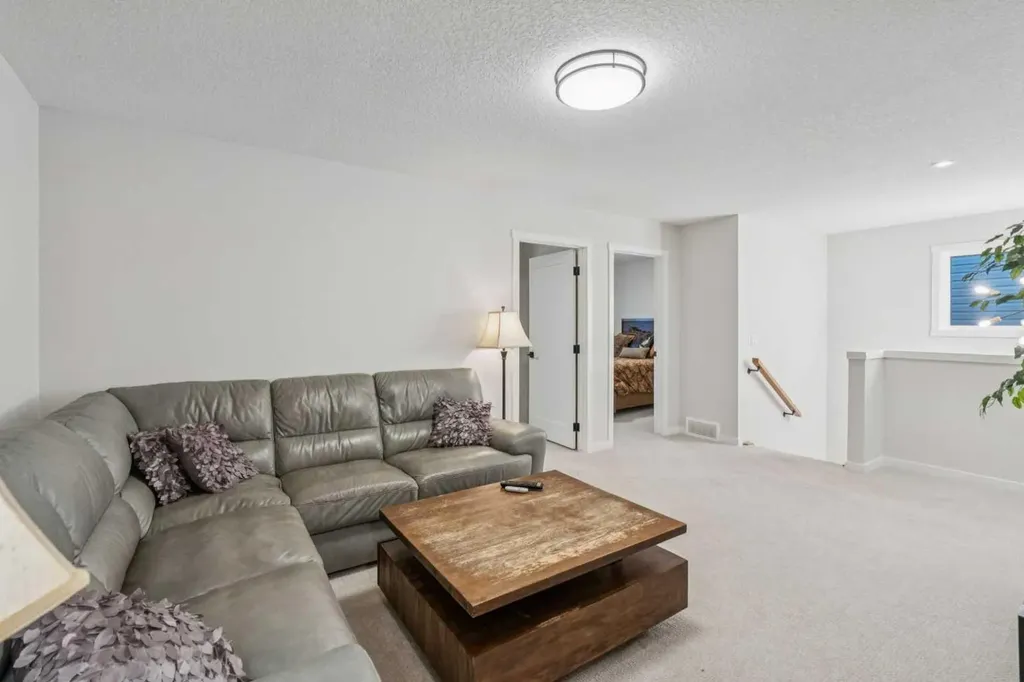 70 Savoy Landing SE Calgary AB T3S 0G6