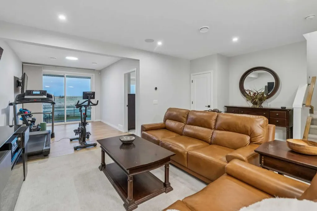 70 Savoy Landing SE Calgary AB T3S 0G6