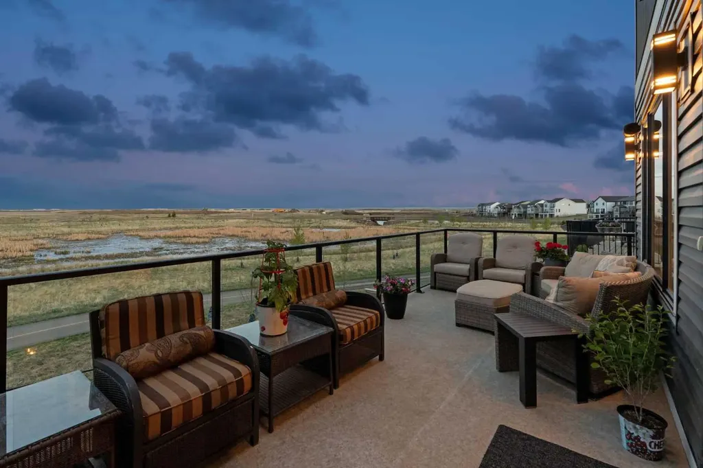 70 Savoy Landing SE Calgary AB T3S 0G6