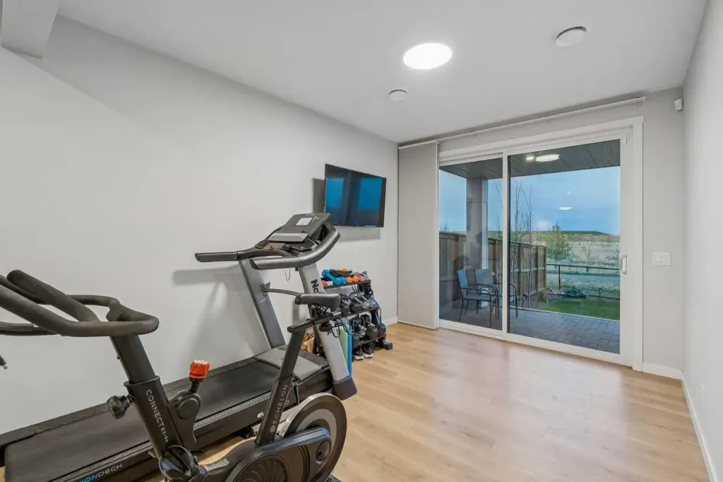 70 Savoy Landing SE Calgary AB T3S 0G6