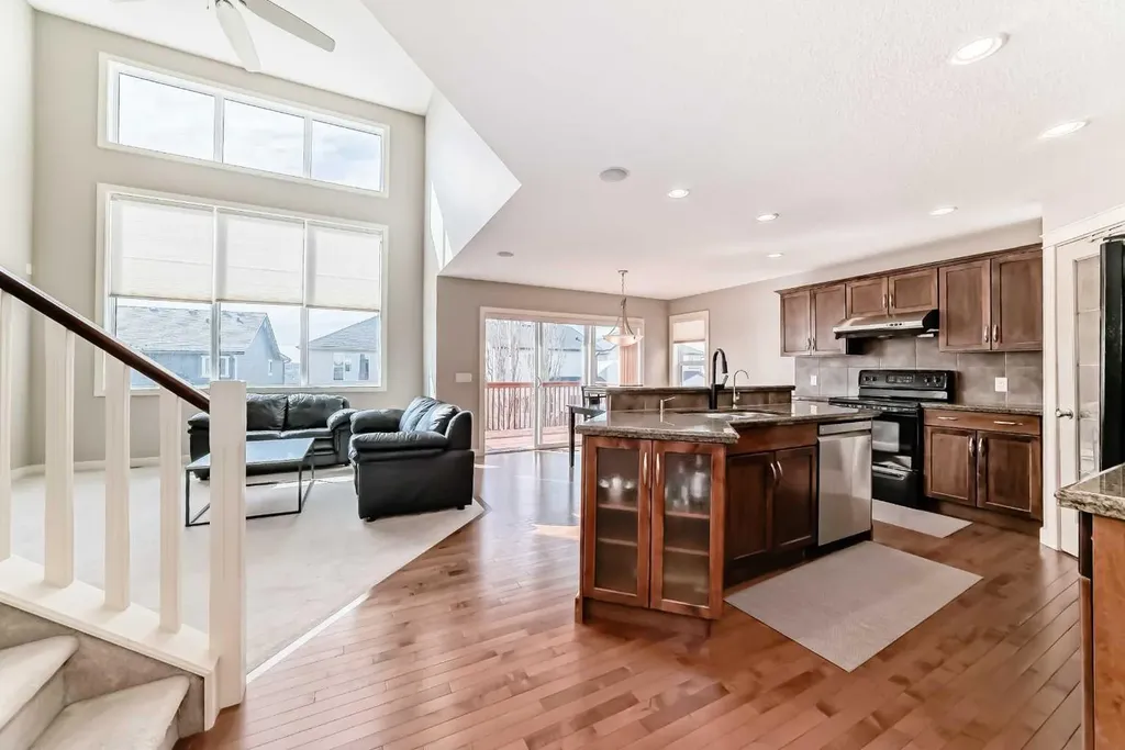 455 Hidden Creek Boulevard NW Calgary AB T3K 0C1