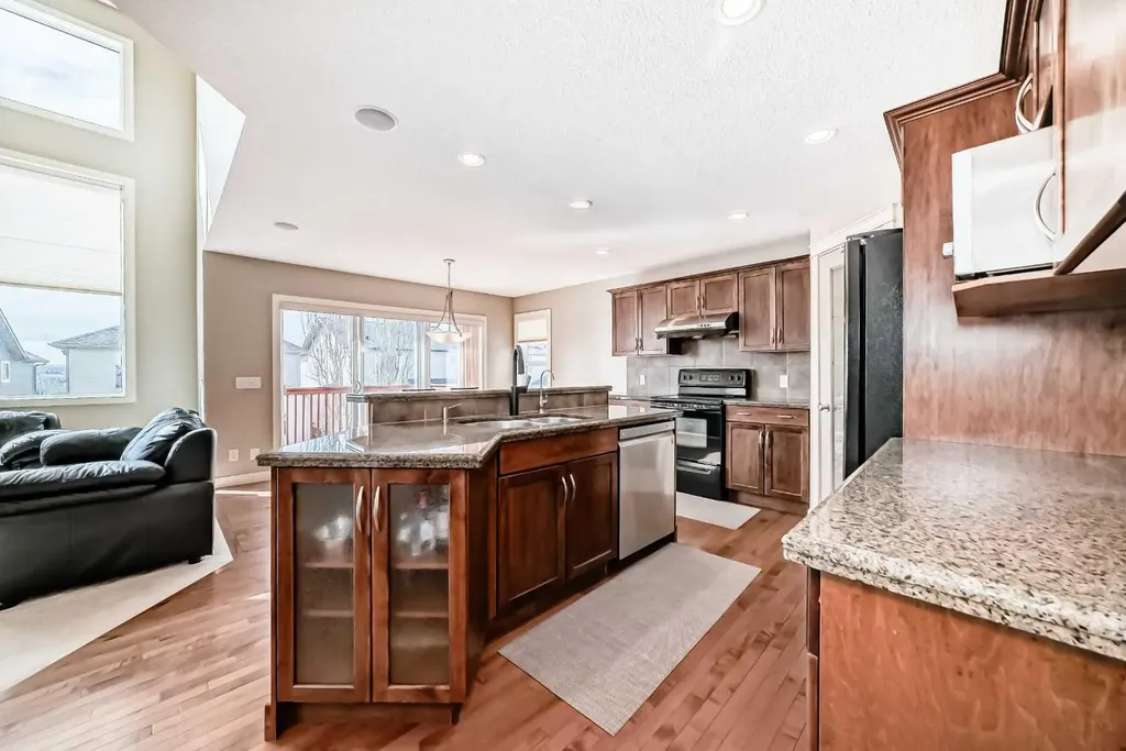 455 Hidden Creek Boulevard NW Calgary AB T3K 0C1
