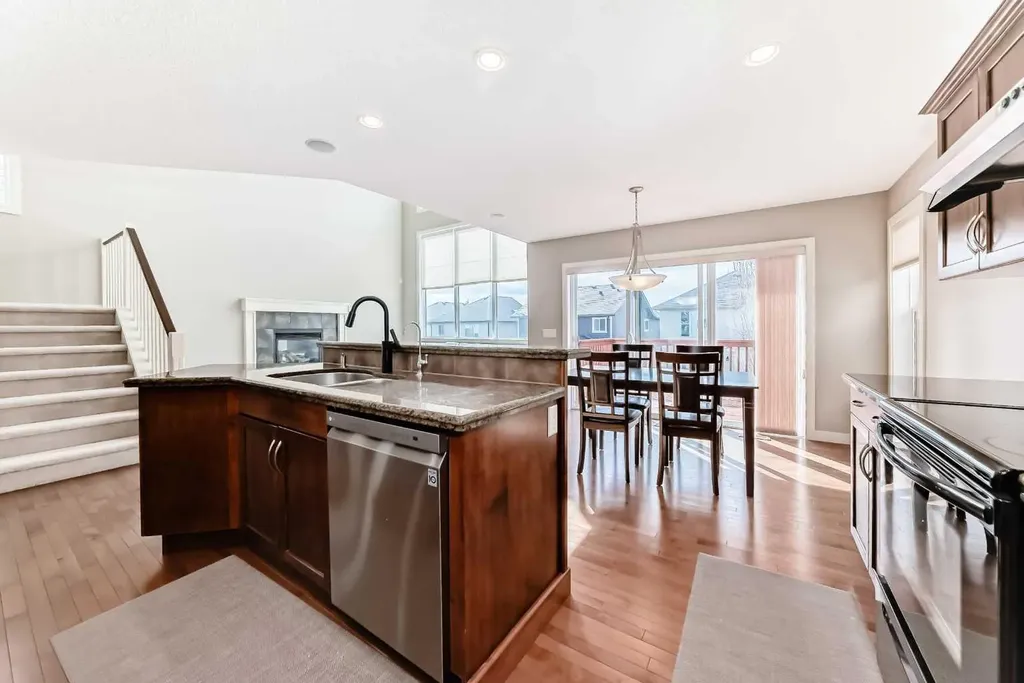 455 Hidden Creek Boulevard NW Calgary AB T3K 0C1