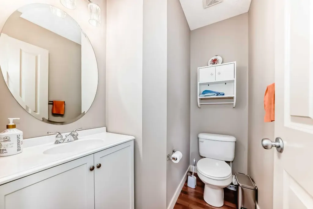 455 Hidden Creek Boulevard NW Calgary AB T3K 0C1