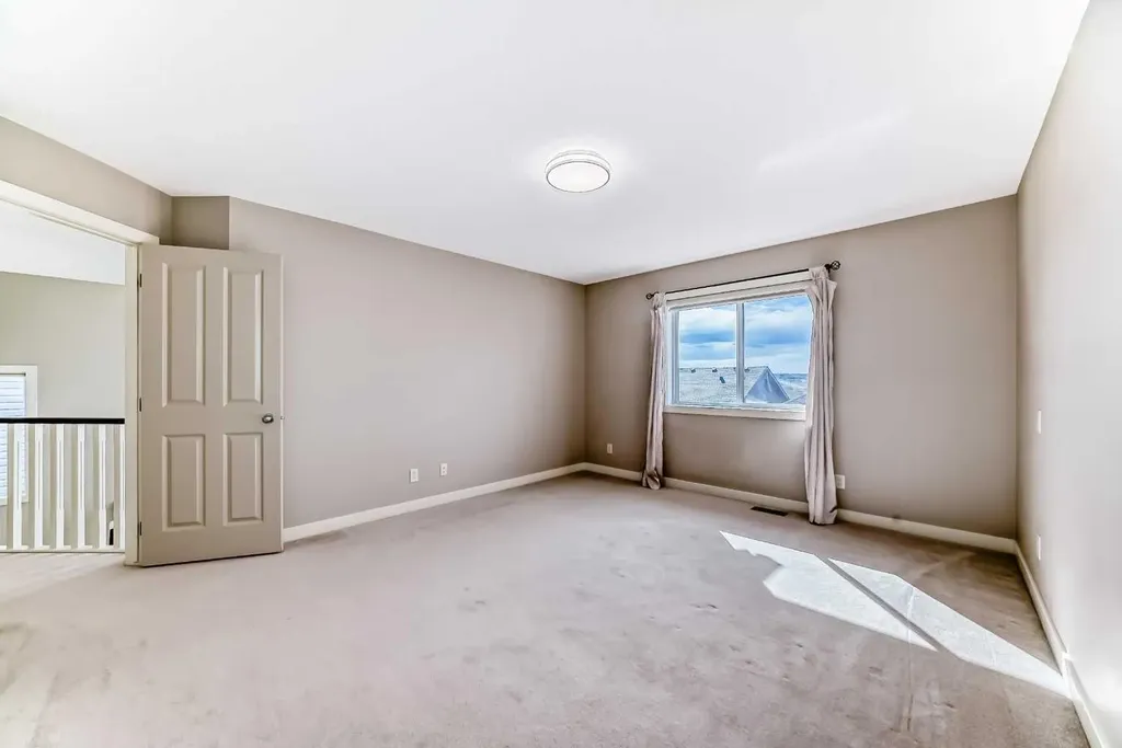 455 Hidden Creek Boulevard NW Calgary AB T3K 0C1