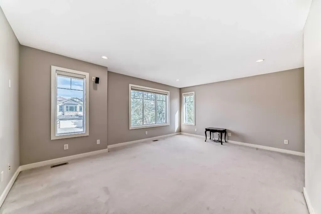 455 Hidden Creek Boulevard NW Calgary AB T3K 0C1