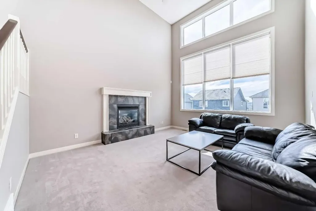 455 Hidden Creek Boulevard NW Calgary AB T3K 0C1