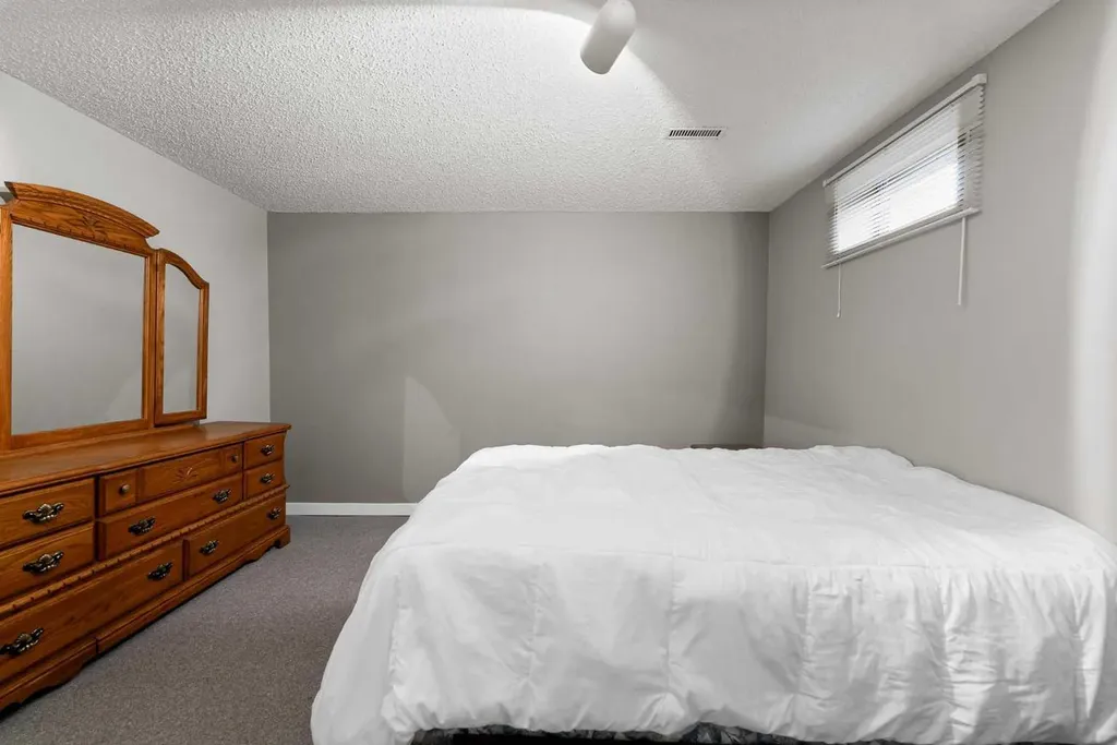 4319 54 Avenue Tofield AB T0B 4J0