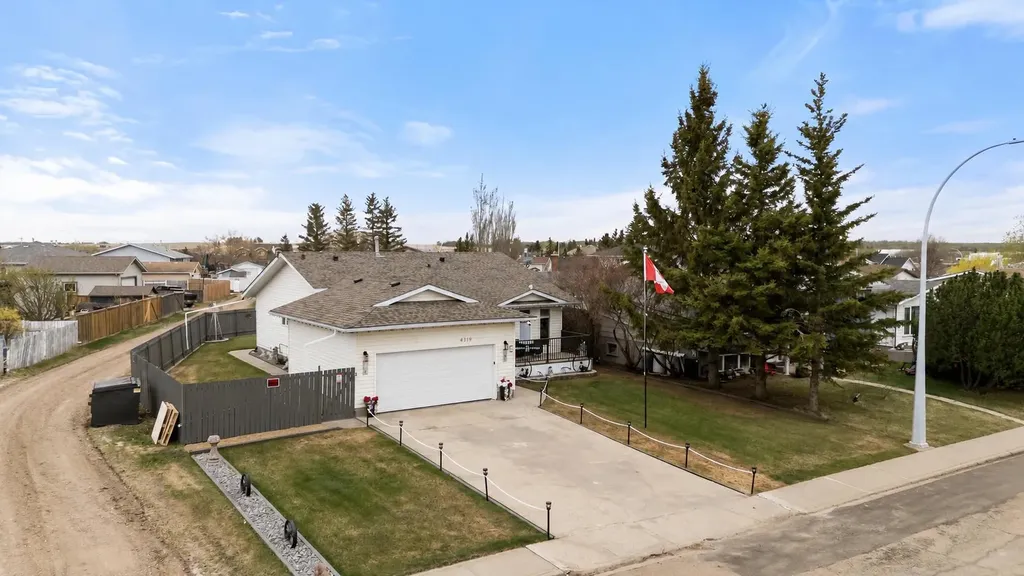 4319 54 Avenue Tofield AB T0B 4J0