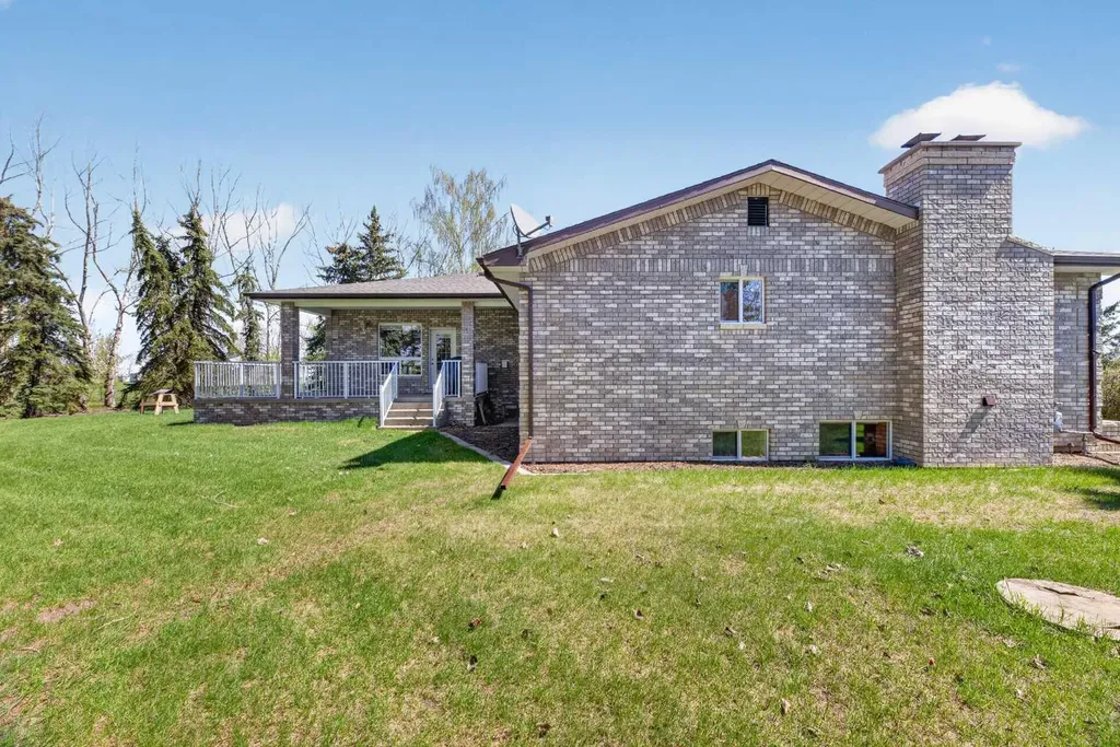 30344 Range Road 15 Rural Mountain View County AB T0M 0N0