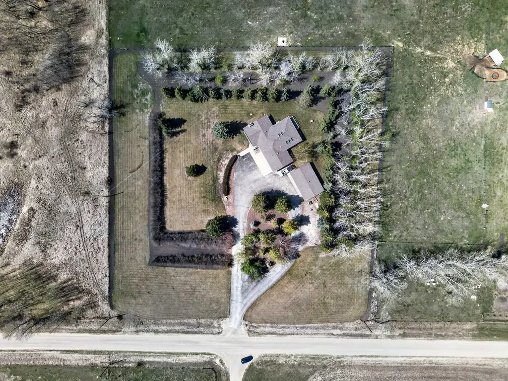 30344 Range Road 15 Rural Mountain View County AB T0M 0N0