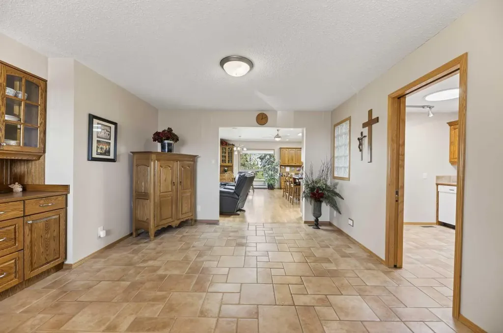 30344 Range Road 15 Rural Mountain View County AB T0M 0N0