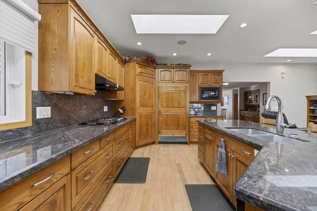 30344 Range Road 15 Rural Mountain View County AB T0M 0N0