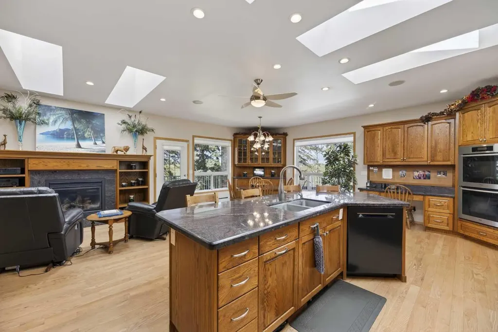 30344 Range Road 15 Rural Mountain View County AB T0M 0N0