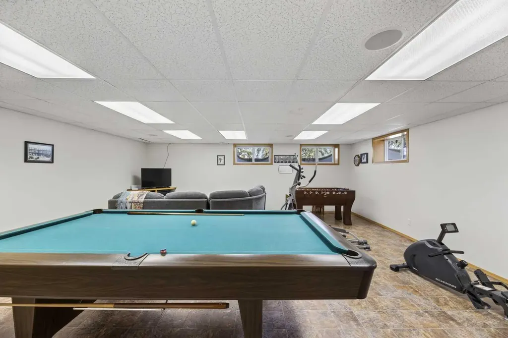 30344 Range Road 15 Rural Mountain View County AB T0M 0N0