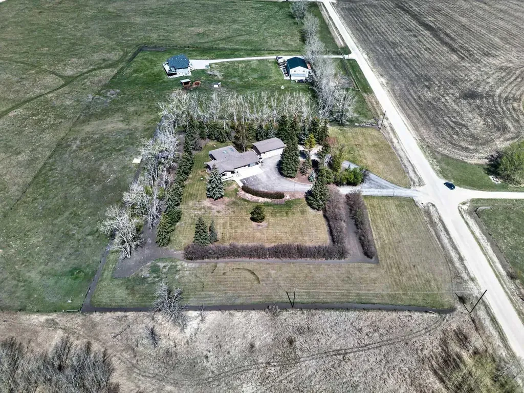 30344 Range Road 15 Rural Mountain View County AB T0M 0N0